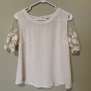 Kaii Size S Lace Short-Sleeve Beige Blouse